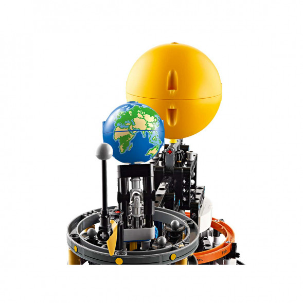Конструктор LEGO Technic 42179 Планета Земля и Луна на орбите во Владимире