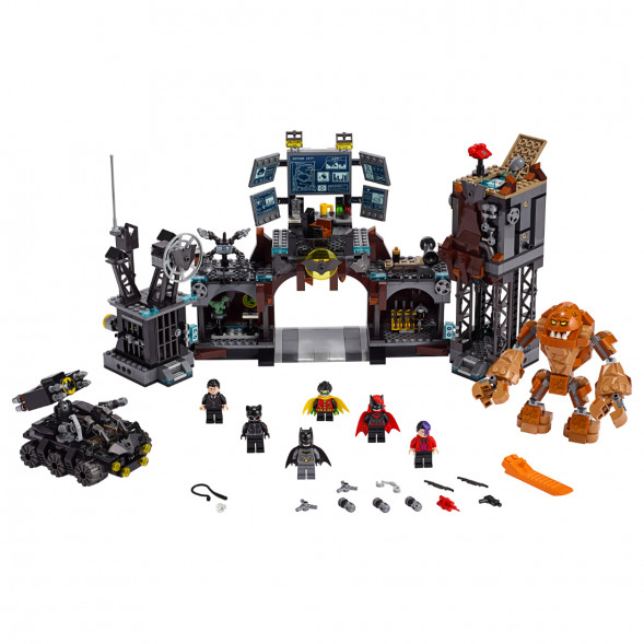 Конструктор LEGO Super Heroes 76122 Вторжение Глиноликого в бэт-пещеру во Владимире