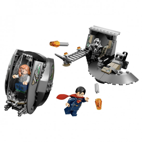 Конструктор LEGO Super Heroes 76009 Супермен: Побег черного Зеро во Владимире