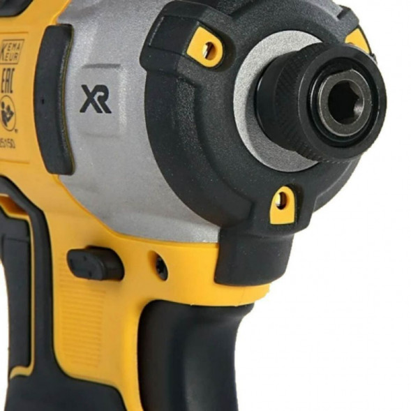 Аккумуляторный шуруповерт DEWALT DCF887N, без АКБ и ЗУ во Владимире