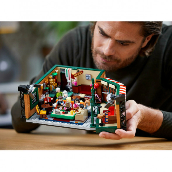Конструктор LEGO Ideas 21319 Центральный парк Кафе Друзей во Владимире