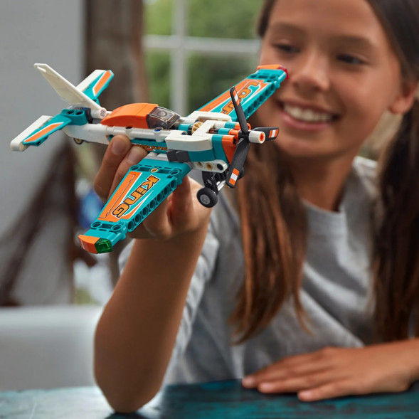 Конструктор LEGO Technic 42117 Гоночный самолёт во Владимире