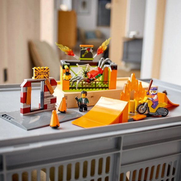 Конструктор LEGO City 60293 Парк каскадёров во Владимире