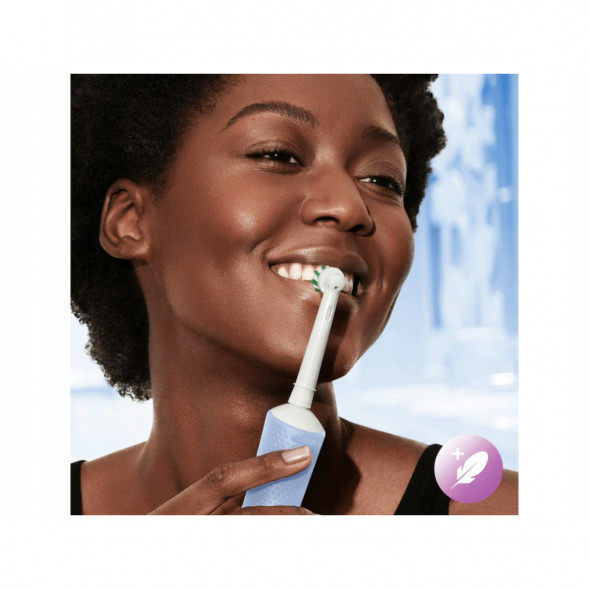 Электрическая зубная щетка Oral-B Vitality Pro D103, голубой во Владимире