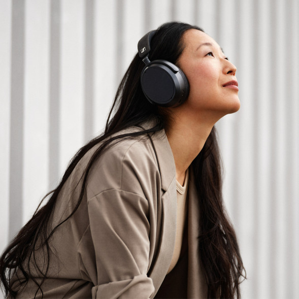 Беспроводные наушники Sennheiser Momentum 4 Wireless, Black во Владимире